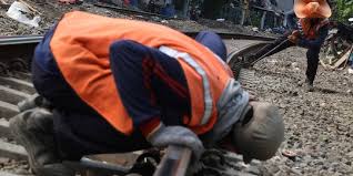 Jadwal kereta api bandung lodaya malam (eksekutif & bisnis)dari stasiun bandung ke solo balapan. Ka Lodaya Jurusan Solo Bandung Anjlok Di Nagreg Tak Ada Korban Merdeka Com
