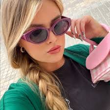 Lucy Mackay 🦋 (@lucymackay_x)