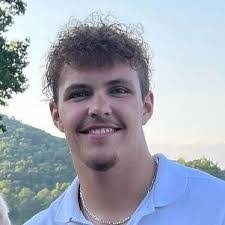 Haley Mast's Instagram, Twitter & Facebook