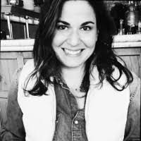 Tami Derose's Instagram, Twitter & Facebook