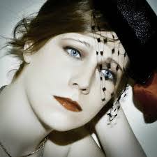 Daisy Nieman's Instagram, Twitter & Facebook