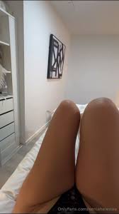 Xeniahelenaa anal play - pushing boundaries