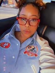 That one time me and my auntie was tryna get some money 😂 📸:  @nut_poppn_flyshyt