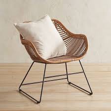 Faux Rattan Is Hand Woven By Vietnamese Artisans Over A Metal Frame To Create Our Global Inspired H Esszimmerstuhl Kissen Wohnzimmermobel Weiss Terrassen Stuhle