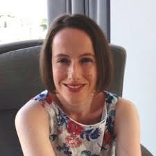 Today is my last working day at AXIS after three and a half years at the  company. This was my first job after graduating from University and I am  now one essay