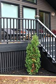 Modern Diy Vertical Slatted Deck Skirting Sponsored By The Home Depot Canada Dans Le Lakehouse Deck Skirting Diy Deck Deck Designs Backyard