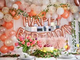 Birthday Cake With Balloons And Flowers Tulips Birthday Cake Tulips Birthday Party Easter Table Decorations Tulips Easter Tablesc Flower Birthday Party Birthday Party At Home Birthday Decorations
