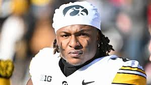 Steelers rookie Kaleb Johnson compares himself to Derrick Henry, Dalvin  Cook: 'I'm a versatile back'