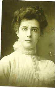 My Kovach family was also from Cleveland, Ohio. Charles Kovach was my  grandfather. William Kovach was my father. Great grandfather (born in  Kispecz, Szemere, Gyor and died in Vanyola, Veszprem) and gg