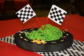 Styrofoam Race Track Centerpiece Google Search Hotwheels Birthday Party Race Car Party Car Themed Parties