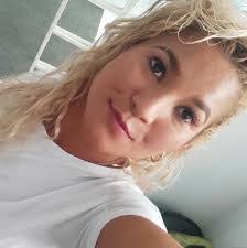 Kelly Acosta's Instagram, Twitter & Facebook