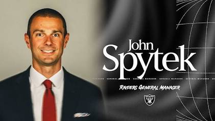 General Manager John Spytech leading the Raiders' aggressive offseason reconstruction plan, do AI tạo