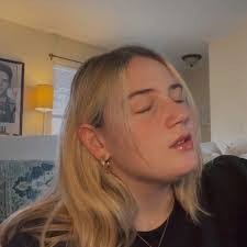 Grace Abel's Instagram, Twitter & Facebook