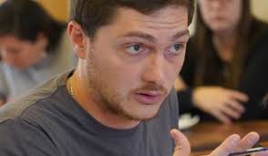 Cortés finalmente impone el aumentazo pese a la ordenanza que lo frenaba