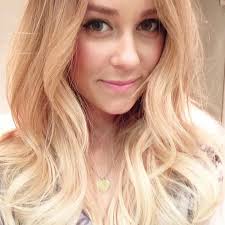 Admit it, lauren's bob hairstyle are seeming excellent. Lauren Conrad Dyes Hair Pink By Mistake During Holi Festival In India Hello