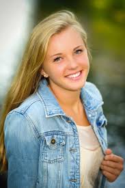 Kayla Goetz's Instagram, Twitter & Facebook