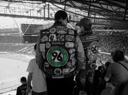 In den letzten 20 min. Hannover 96 Fanblock Foto Bild Erwachsene Fans Menschen In Der Freizeit Bilder Auf Fotocommunity