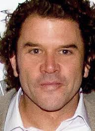 When a young nyc based freelance magazine writer, frustrated with the pressures of a failing publishing world and a less than promising romantic life, becomes infatuated by a wildly charismatic. Cast The Shuroo Process