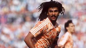 Ruud gullit explica en la bbc que la premier ha cambiado de criterio en la apuesta por sus nuevas estrellas y ensalza las cualidades del inglés. Gullit On Netherlands Greatest Day Uefa Euro 2020 Uefa Com