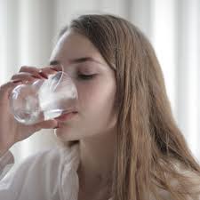 Understanding Dry Mouth: Common Causes and Simple Remedies for Everyda