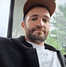 David Scritchfield's Instagram, Twitter & Facebook