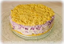 4 teig auf leicht bemehlter arbeitsfläche noch einmal kurz durchkneten und zu einem rechteck (etwa 40 x 34 cm) ausrollen. Kasesahne Lebensart Im Markgraflerland