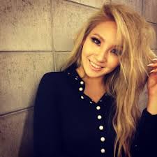 The best blond hair color ideas for 2020. Cl Smile 2ne1 Lee Chaerin Long Blonde Hair