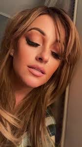 Brianna Shobe's Instagram, Twitter & Facebook