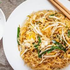 Pad Thai Spaghetti Squash Noodles With Spaghetti Squash Jif Natural Crunchy Peanut Butter Firmly Pack Recipes Vegetarian Peanut Sauce Vegetarian Recipes