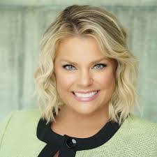 Angela Calo's Instagram, Twitter & Facebook