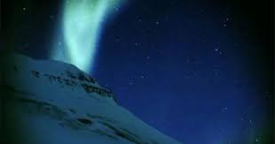 Snow Gif Find Share On Giphy Aurora Borealis Aurora Northern Lights