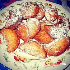 Colazione dolce con ottime torte casalinghe. La Ricetta Delle Raviole Bolognesi