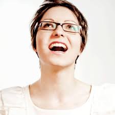 Helen Arney's Instagram, Twitter & Facebook