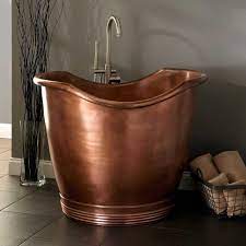Short bathtubs for small bathrooms. 9 Small Bathtubs Tiny Bath Tub Sizes Elledecor Com