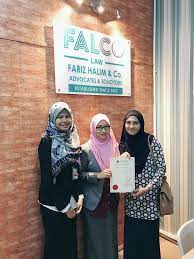 Dan parahnya saya udh kirim ktp saya gan :( nama saya fariz halim. Hskee Law Firm Tetuan Fariz Halim Co Bandar Baru Bangi Facebook