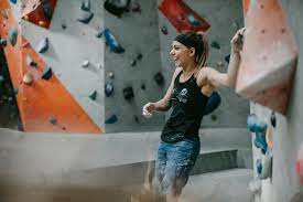 Mieli w nim zaprezentować wiedze o gen. Azs Warszawa Aleksandra Miroslaw I Tylko Jedno Podejscie