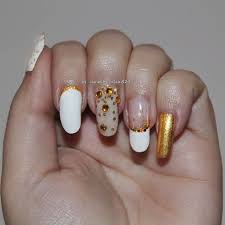 This manicure is great for wedding days, celebrations, and other elegant events. 50 Incredible White And Gold Nails To Compliment Your Style In 2020
