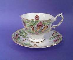 Royal doulton made in england set of 4 saucers clovelly floral fine china size: Royal Albert Jack In The Pulpit Teacup And Saucer Bone China Etsy Tea Cups Jack In The Pulpit Royal Albert