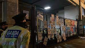 Loading bay pack by beardmonkey. Loading Bay In Malay Tropicana Danga Bay Johor Bahru Malaysia Youtube If A Vehicle Is Left Unattended Though It Needs To Be Clear That Goods Are Being Delivered Or Loaded Gaksah