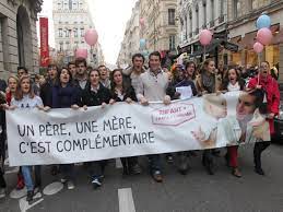 Discover the simple manifestation code for wealth and abundance in the next 24 hours… Manifestation Contre Le Mariage Pour Tous Des Milliers De Lyonnais A Paris Dimanche