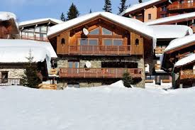 La Rosiere 1850 Appartement En Chalet Traditionel Val D Isere Tignes Sainte Foy Homelidays Location Vacances Appartement La Rosiere Appartement
