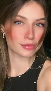 LULU🐥 (@dayy_love)