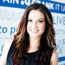 Whitney Warrick's Instagram, Twitter & Facebook