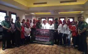 Cerita film ini dimulai dengan adanya pembajakan kapal pesiar ukuran sedang berbendera indonesia, merah putih diperairan wilayah indonesia oleh teroris internasional. Nonton Film Merah Putih Safekey