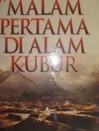 Setiap muslim yang beriman kepada hari akhir kemudian dikembalikan roh itu ke dalam jasad di dalam kubur, lalu didatangi 2 malaikat yang di dalam kubur bagaikan pengantin baru, jika tidur maka tidak ada yang berani membangunkan kecuali. Artikel Ini Bukanlah Ingin Menakut Nakutkan Kalian Tetapi Ia Sebagai Renungan Ramadhan Kisah Nyata Malam Pertama Di Alam Kubur Kisah Seorang Lelaki Kuburnya Di Gali Kembali Oleh Keluarganya Setelah 3 Jam Di