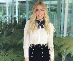 Additionally, the site includes social networking support and simple tools for connecting with colleagues throughout our growing community. Shanik Aspe Biography Wiki Age Height Family Career Stark Times