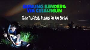 Festival bendera 2020 digelar bertepatan dengan 75 tahun indonesia merdeka. Gunung Bendera Via Cihalimun Part 1 Youtube