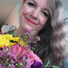 Why do Love Island contestants appear in social media ads?