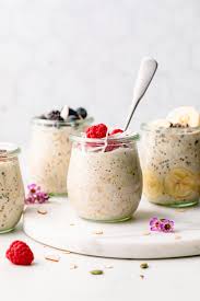 Fill a mason jar or small plastic or glass container with a 2:1 ratio of. Healthy Overnight Oats Easy Vegan The Simple Veganista