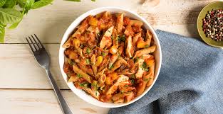 Découvrez cette délicieuse recette de penne rigate barilla 3 minuti aux tomates cerise et à la mozzarella ! Penne Rigate Au Poulet Catelli Pasta Recipes